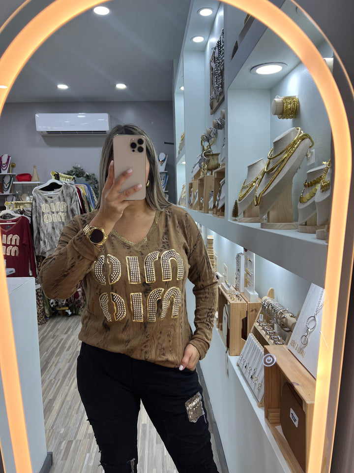 JERSEY WHIT LETTERS