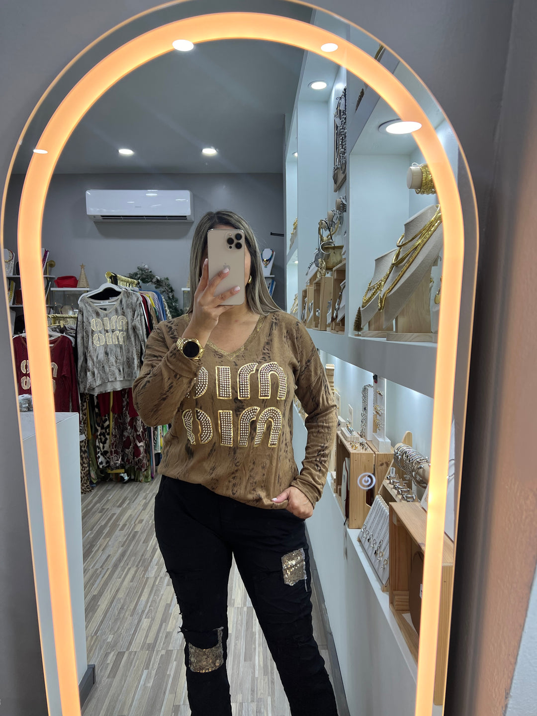 JERSEY WHIT LETTERS