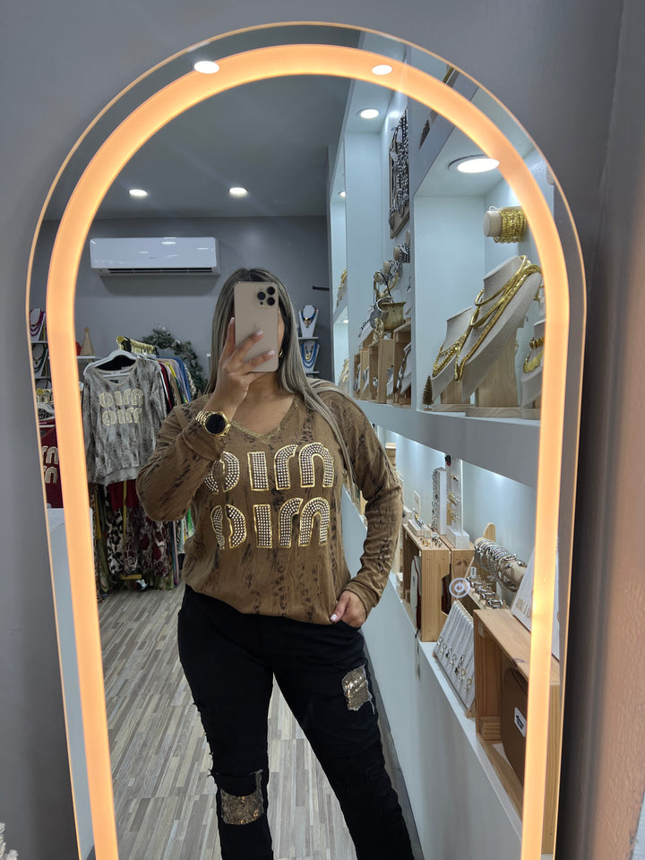 JERSEY WHIT LETTERS