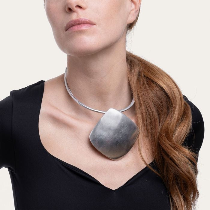 RHOMBUS RIGID NECKLACE Code AL02224