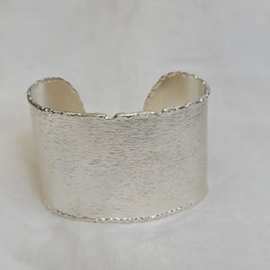 Cuff Mary mediano