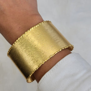 Cuff Mary mediano