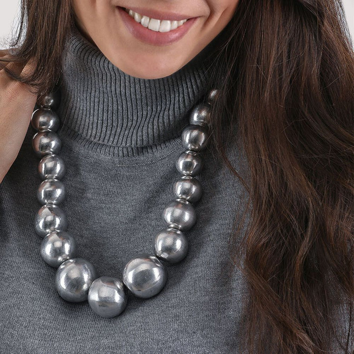 NECKLACE BIG SPHERES